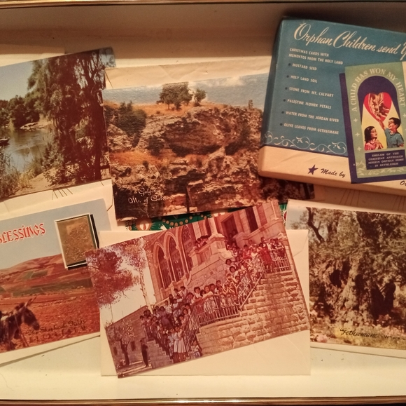 Vintage Christmas Cards Box Set